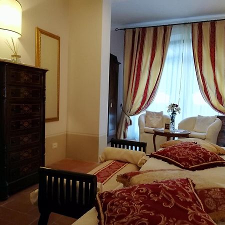 Villa La Valiana - Full Estate In Montepulciano - Heated Pool Valiano Szoba fotó