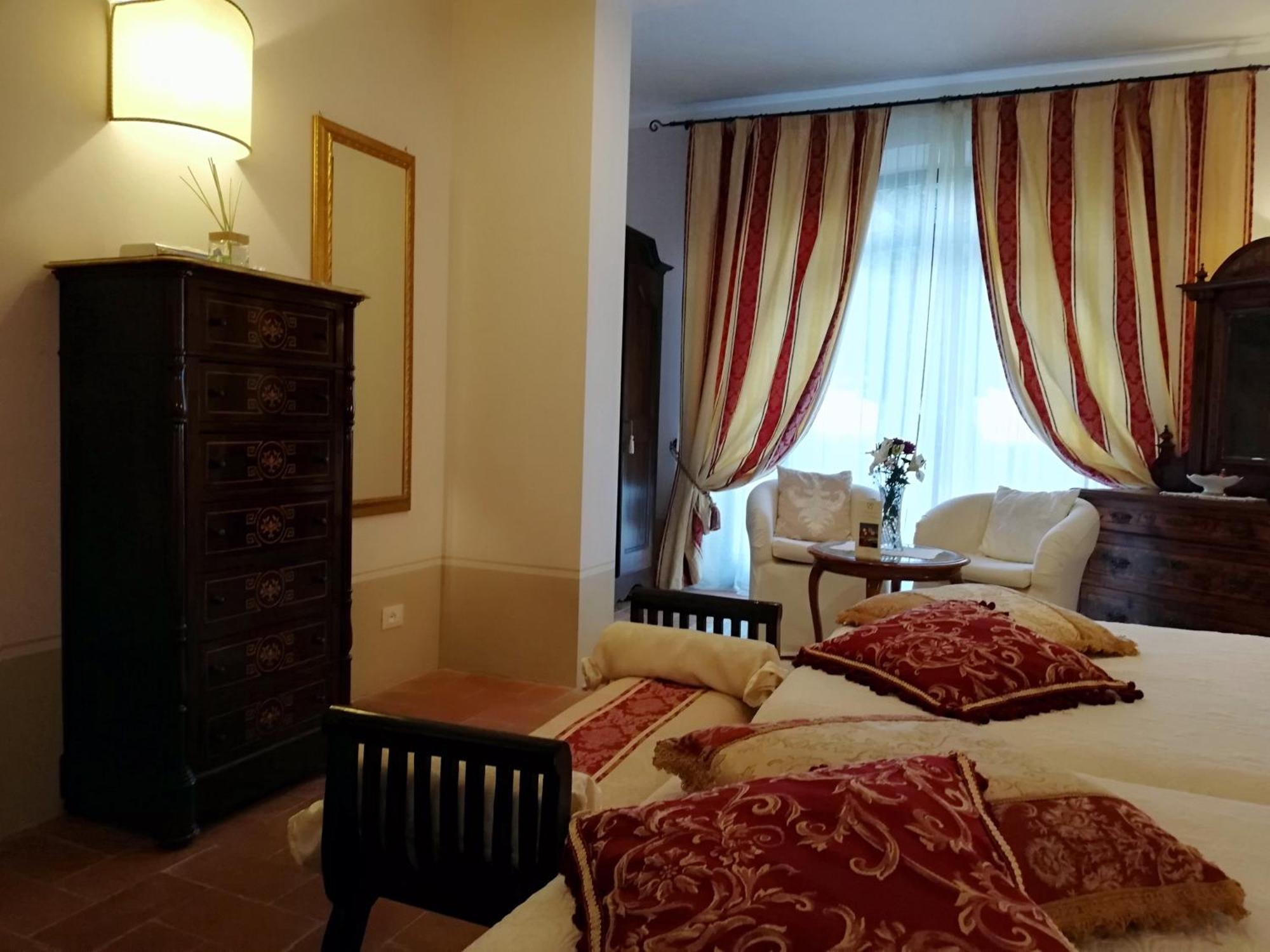 Villa La Valiana - Full Estate In Montepulciano - Heated Pool Valiano Szoba fotó